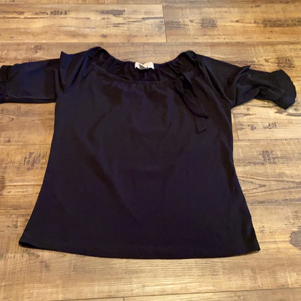 NWOT Black blouse! Sz. Small!